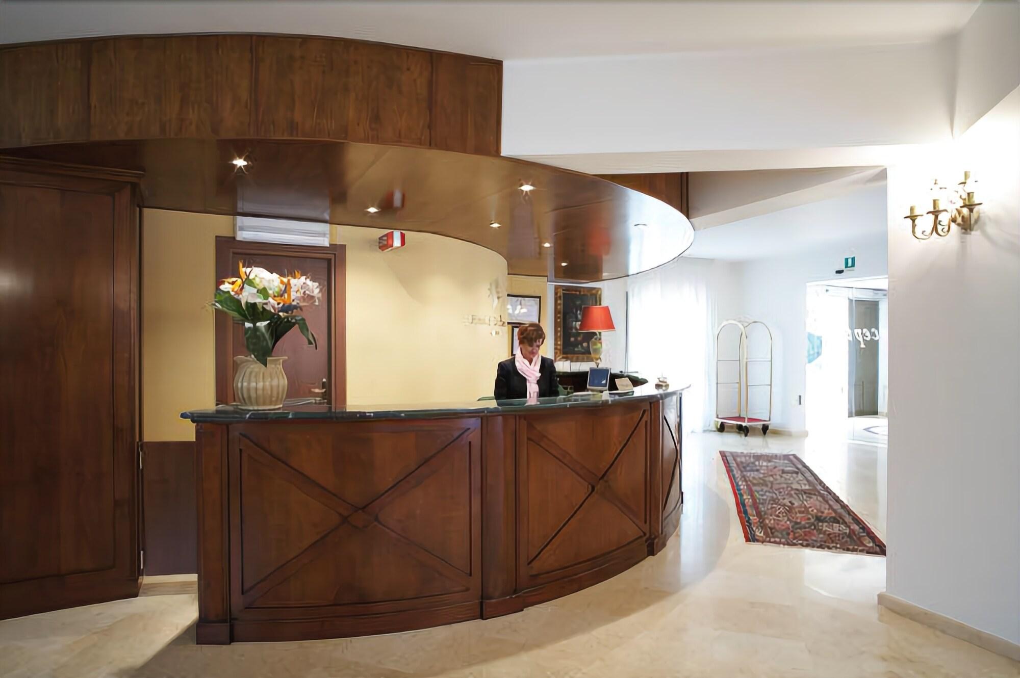 Hotel Delle Palme 팔코네 외부 사진