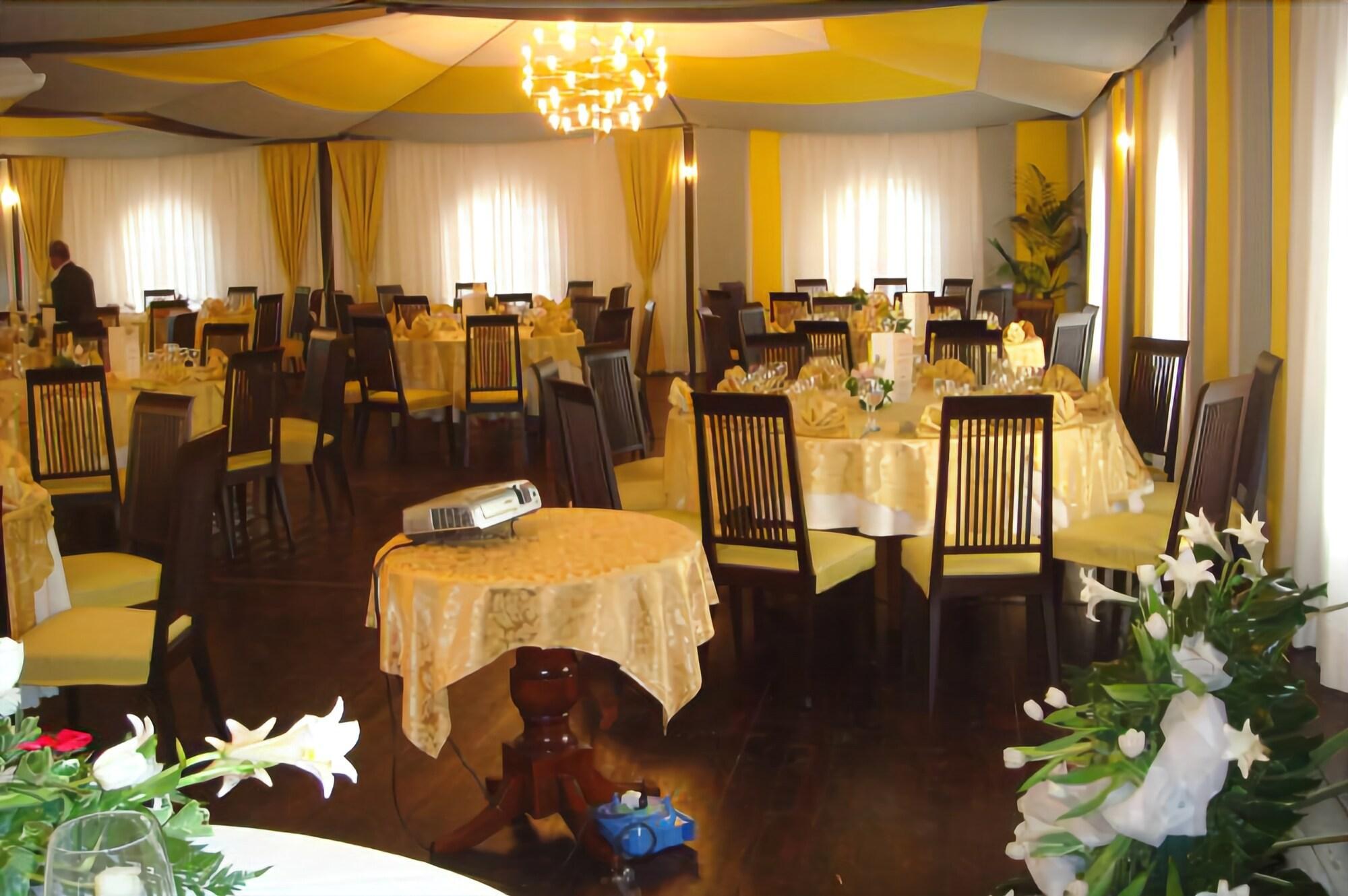 Hotel Delle Palme 팔코네 외부 사진