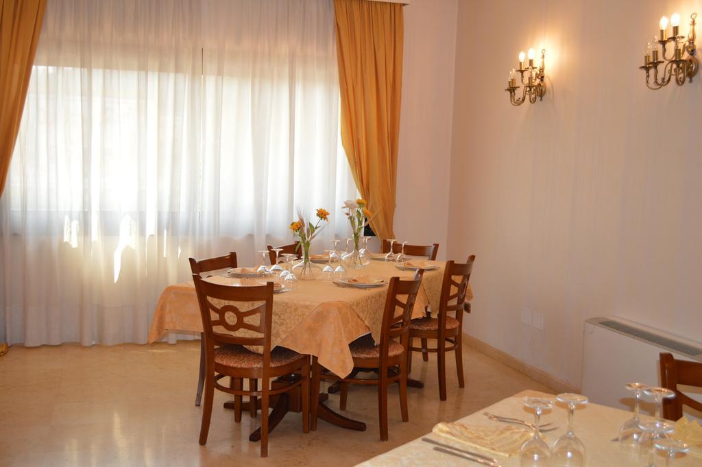Hotel Delle Palme 팔코네 외부 사진