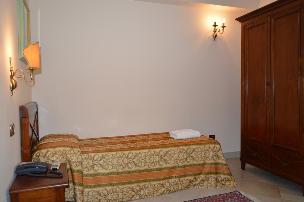 Hotel Delle Palme 팔코네 객실 사진